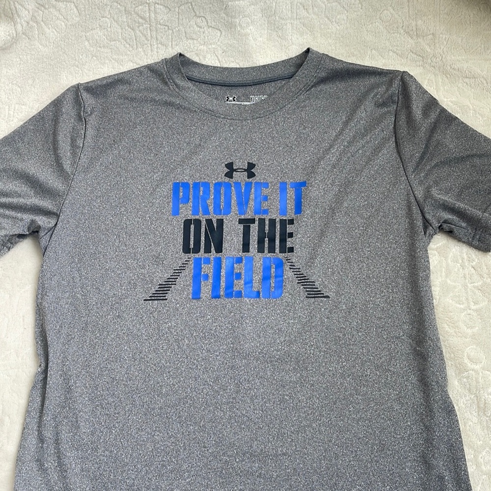 Under Armour Boys Large Tee